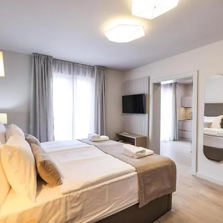 1 Bedroom Beautiful In 자다르